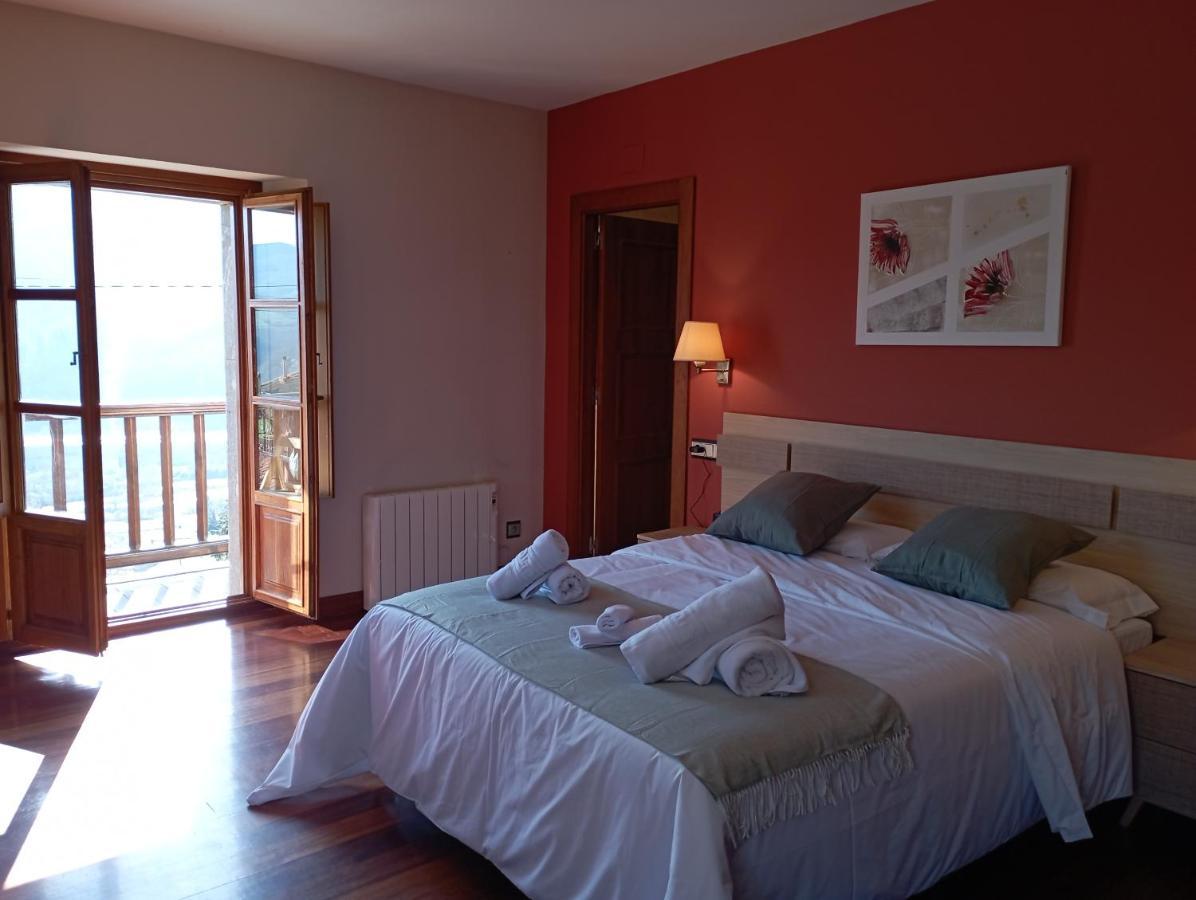 Hotel San Martino Пола-де-Лена Экстерьер фото